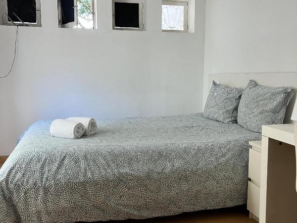 Relógio Guest House : photo 5 de la chambre chambre double avec salle de bains privative