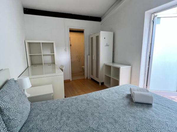 Relógio Guest House : photo 3 de la chambre chambre double avec salle de bains privative