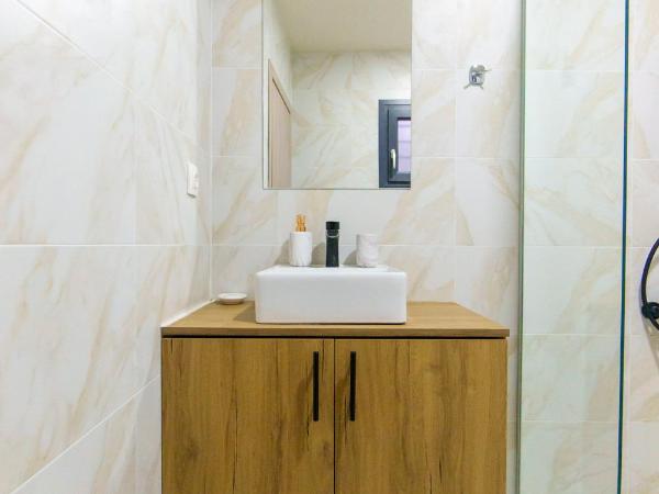 Luxury Apartments by thesbnb : photo 5 de la chambre appartement avec balcon