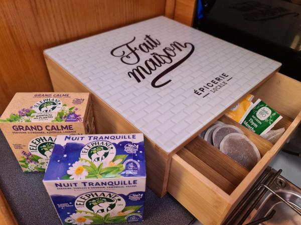 Super Castor - Dormir sur un grand voilier 6 personnes By Nuits au Port : photo 10 de la chambre appartement