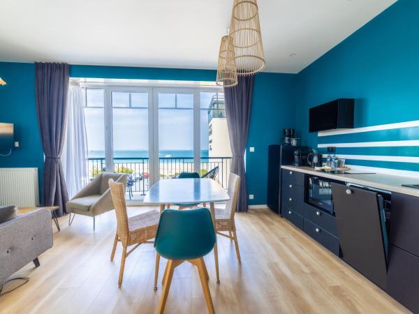 Logis Hôtel Ker Mor : photo 3 de la chambre appartement avec balcon - vue sur mer