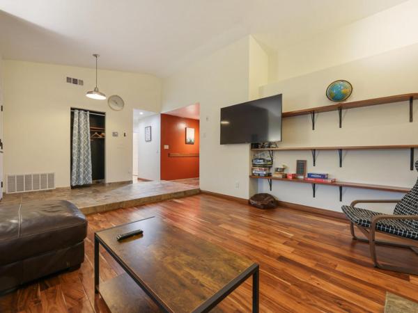 Canyon Breeze - Private Home with Hot Tub & Views : photo 4 de la chambre maison 3 chambres