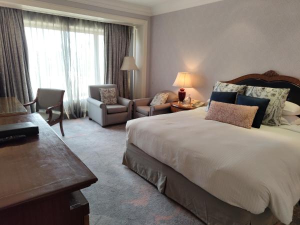 Taj Lands End : photo 3 de la chambre chambre lit king-size de luxe