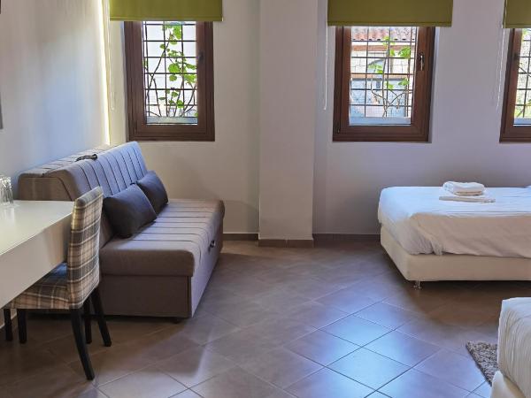 Z Inn Ioannina : photo 2 de la chambre chambre triple deluxe