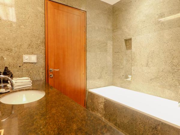 The Manor - New Delhi : photo 3 de la chambre chambre signature
