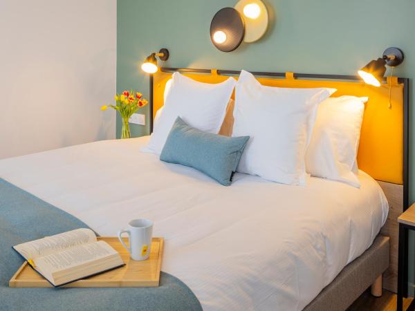 All Suites Appart Hotel Le Havre : photo 2 de la chambre studio supérieur avec lit double
