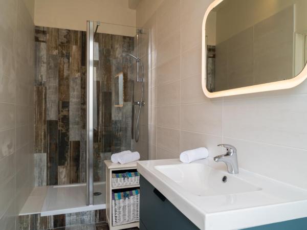 The Originals Boutique, Hôtel Roca-Fortis, Rochefort : photo 5 de la chambre chambre double confort