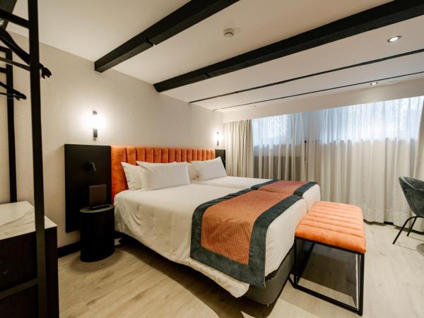 Catalonia Vondel Amsterdam : photo 8 de la chambre appartement - amstel