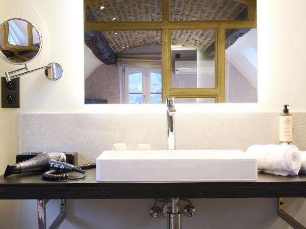 Les Tanneurs : photo 5 de la chambre suite avec baignoire spa