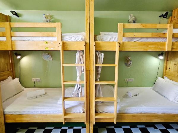 The 60 : photo 3 de la chambre lit simple dans dortoir pour femmes