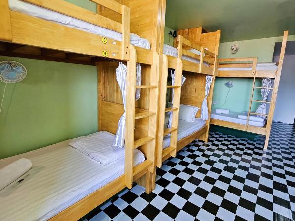 The 60 : photo 6 de la chambre lit simple dans dortoir pour femmes