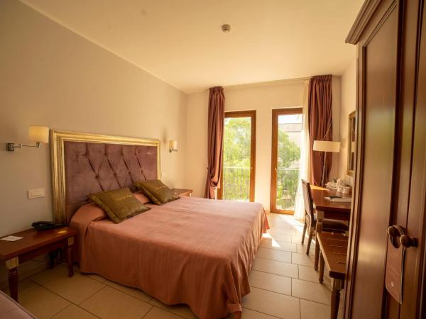 Hotel Parco delle Fontane : photo 1 de la chambre chambre double ou lits jumeaux supérieure