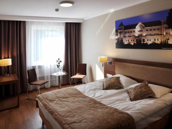 Hotel Topaz Poznań Centrum : photo 3 de la chambre chambre lit king-size deluxe