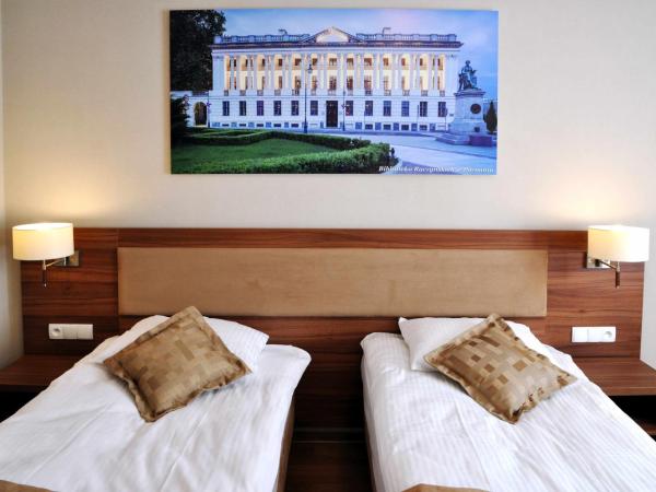 Hotel Topaz Poznań Centrum : photo 3 de la chambre chambre lits jumeaux deluxe