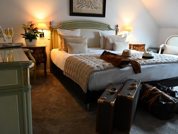 Hôtel La Villa Eugene : photo 4 de la chambre chambre supérieure