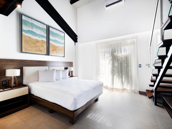 Loft Hotel Malecón Vallarta : photo 10 de la chambre suite supérieure lit king-size