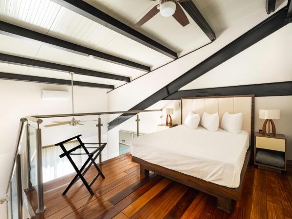 Loft Hotel Malecón Vallarta : photo 9 de la chambre suite supérieure lit king-size