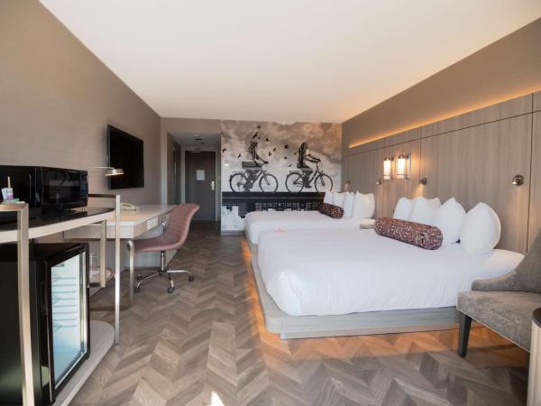 Coast Victoria Hotel & Marina by APA : photo 5 de la chambre chambre lit queen-size