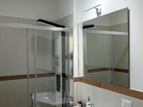 B&B La Magia dei Sogni Relais : photo 5 de la chambre chambre triple avec lit d'appoint - vue sur jardin