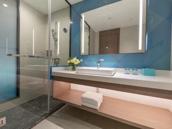 Holiday Inn Express Changfeng Park : photo 4 de la chambre chambre lit king-size standard - Étage supérieur