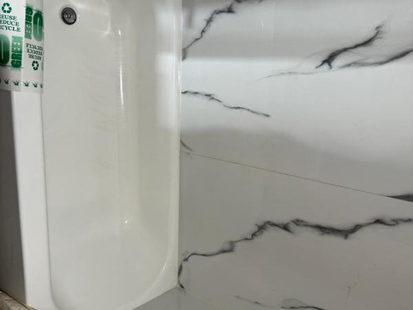 Nola Inn & Suites : photo 6 de la chambre chambre lit king-size