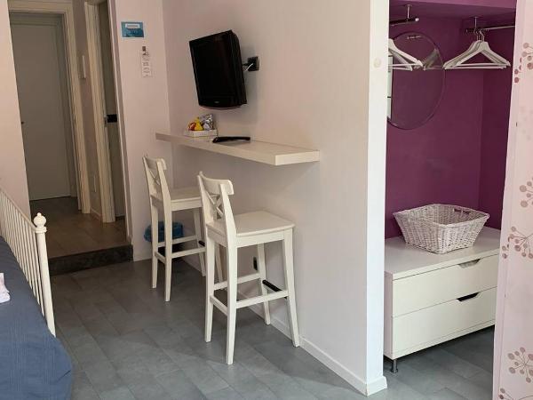 Guest house Le Sibille : photo 3 de la chambre chambre double avec balcon