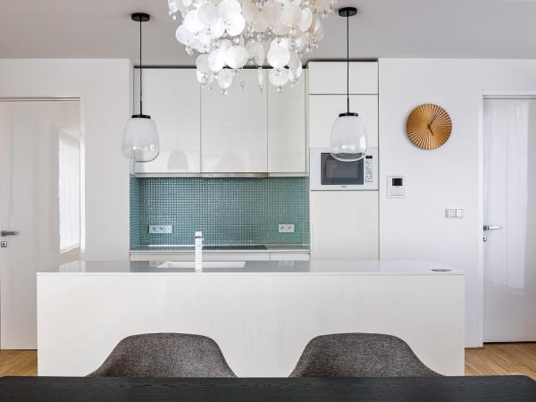 Karlin Residence by TKC : photo 6 de la chambre appartement supérieur avec balcon