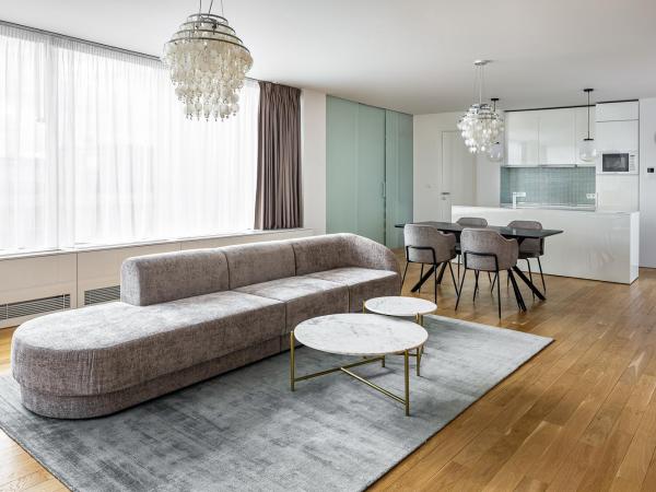 Karlin Residence by TKC : photo 10 de la chambre appartement supérieur avec balcon