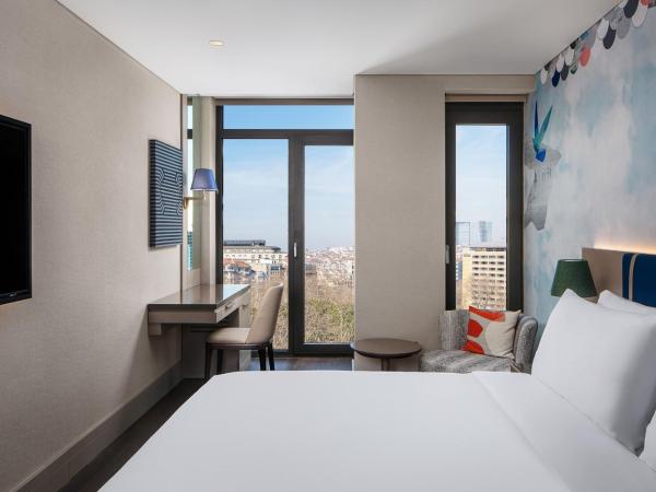 Lokalist, Istanbul, a Tribute Portfolio Hotel : photo 2 de la chambre chambre lit king-size de luxe - vue sur parc.