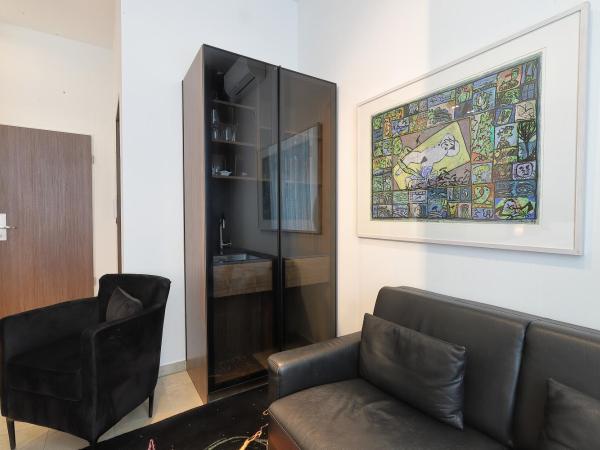 DEVIN Art Hotel : photo 9 de la chambre suite junior