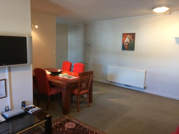 City Central Motel Apartments : photo 4 de la chambre appartement 2 chambres