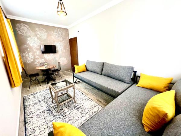 Konukzade OldTown Apart : photo 6 de la chambre appartement - vue sur jardin