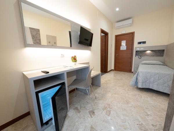 Hotel Auditorium : photo 2 de la chambre chambre simple standard