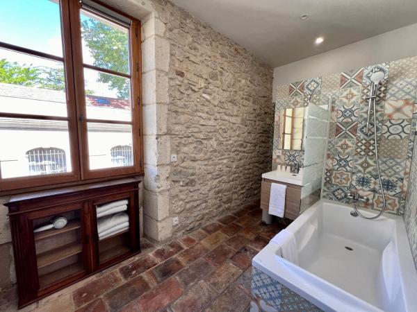 Hotel Majestic : photo 8 de la chambre appartement 2 chambres - vue sur jardin