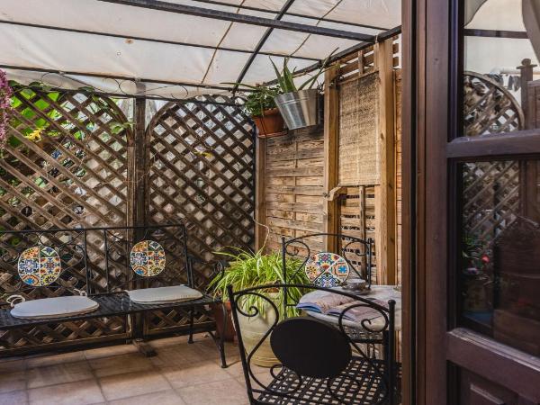 Dream Holiday Ortigia : photo 10 de la chambre chambre triple avec terrasse