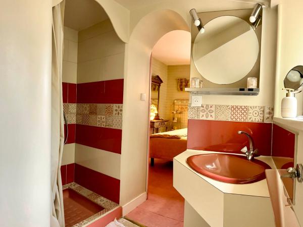 Villa AJNA Bayonne : photo 4 de la chambre chambre deluxe double ou lits jumeaux