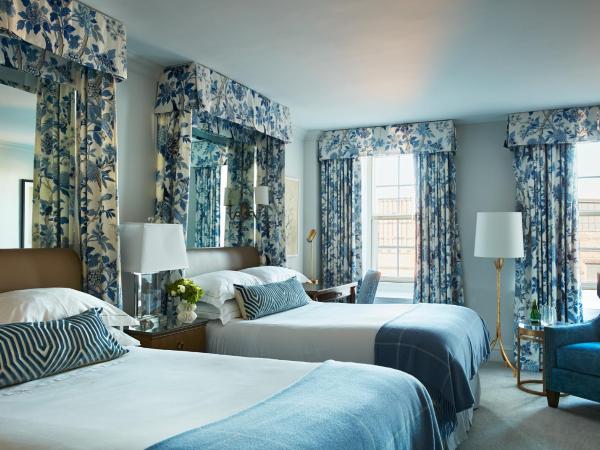 The Eliot Hotel : photo 2 de la chambre chambre deluxe avec 2 lits doubles