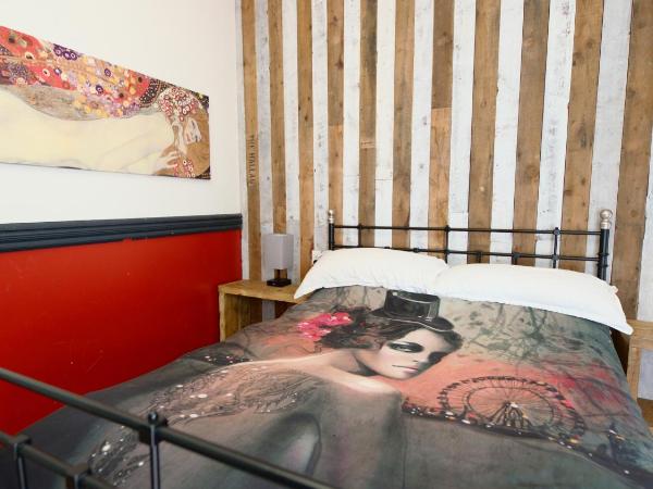 Hostel Fish : photo 7 de la chambre chambre standard lit queen-size