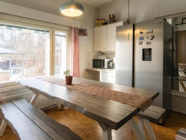 Kalle's unluxury guest house Aircon 15min city center by train : photo 4 de la chambre suite présidentielle