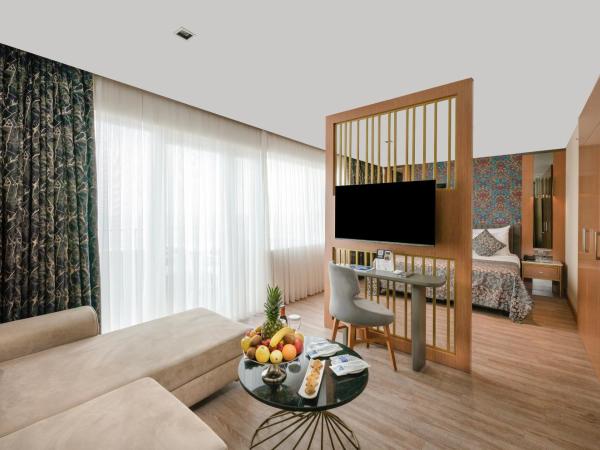 Sealife Family Resort Hotel : photo 1 de la chambre suite - vue sur mer