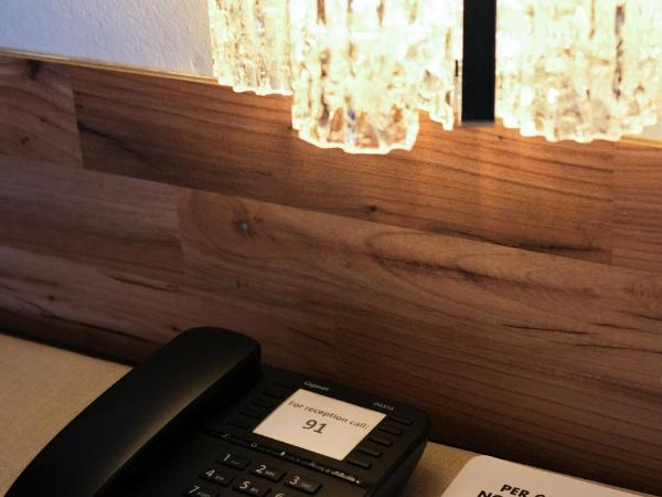 Hotel Besso Lugano Center : photo 4 de la chambre chambre simple avec balcon