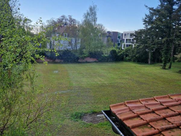 Adagio Brugge : photo 3 de la chambre chambre lit king-size - vue sur jardin