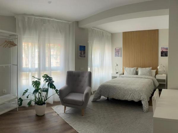 Rooms Madrid Río : photo 2 de la chambre grande chambre double