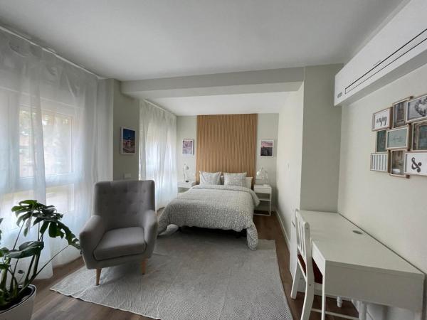 Rooms Madrid Río : photo 1 de la chambre grande chambre double