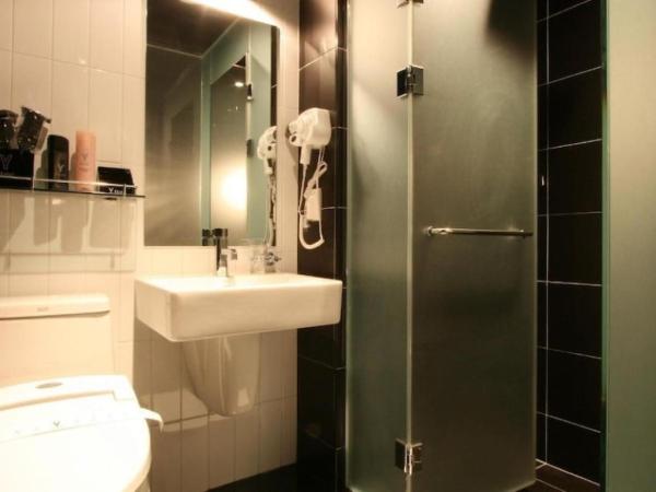 Shinchon Y Hotel : photo 2 de la chambre chambre double