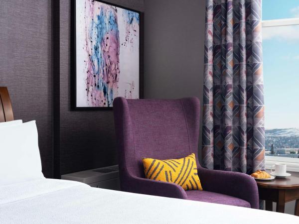 Hilton Garden Inn Calgary Airport : photo 1 de la chambre chambre 2 lits queen-size - non-fumeurs