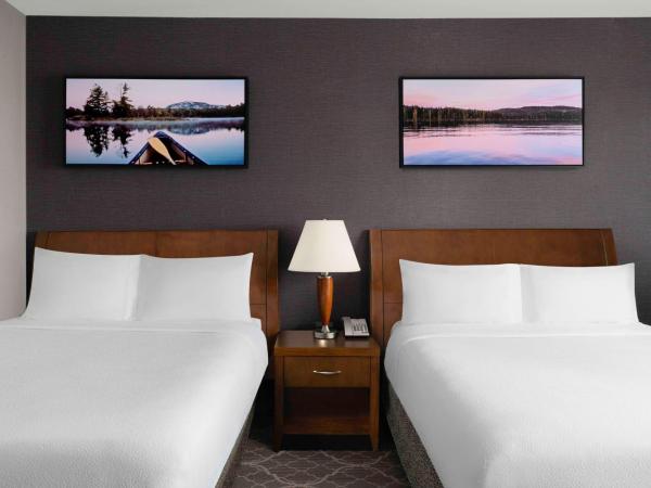 Hilton Garden Inn Calgary Airport : photo 2 de la chambre chambre 2 lits queen-size - non-fumeurs