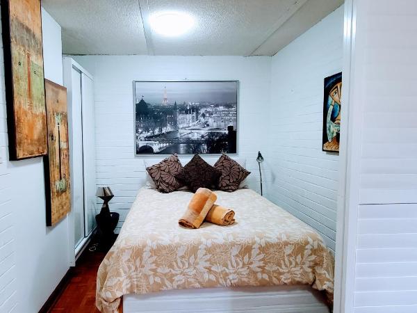 Quaint & Tranquil Subiaco 1 Bedroom Apartment : photo 2 de la chambre appartement - vue sur jardin