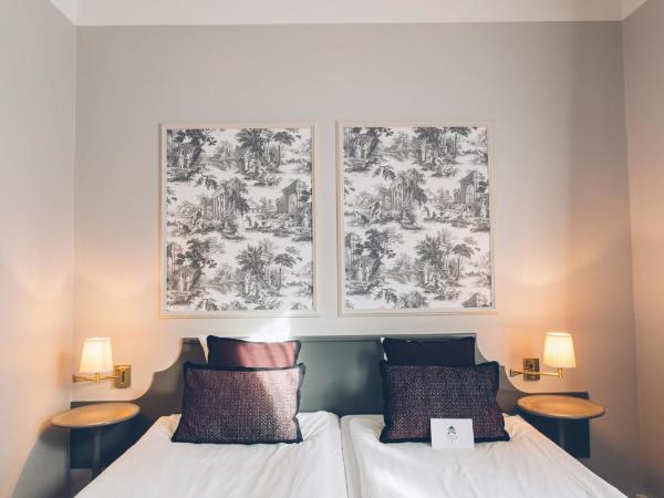 Crystal Plaza Hotel : photo 2 de la chambre chambre lits jumeaux standard