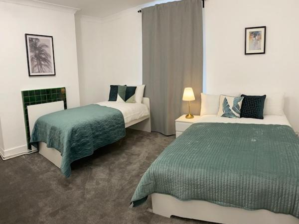 GUEST ROOMS in CAMDEN TOWN : photo 3 de la chambre chambre triple